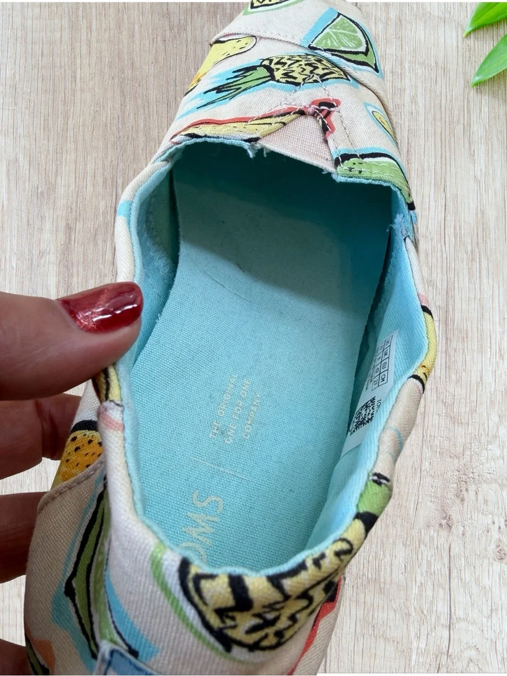 TOMS Tropical Fruit Print Alpargata Slip-On Shoes Women’s 10 EU 42